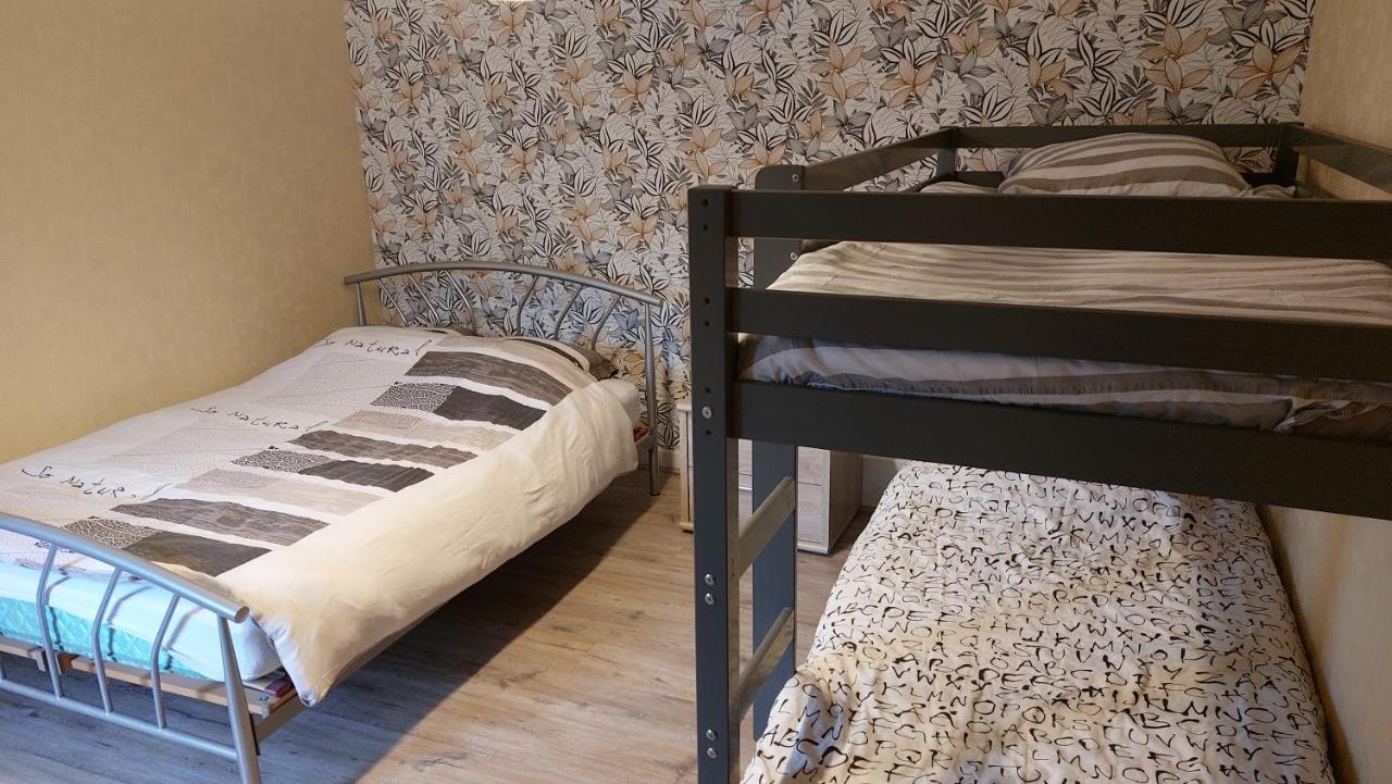 Aux Trois Petits Cochons Διαμέρισμα Hotton Εξωτερικό φωτογραφία